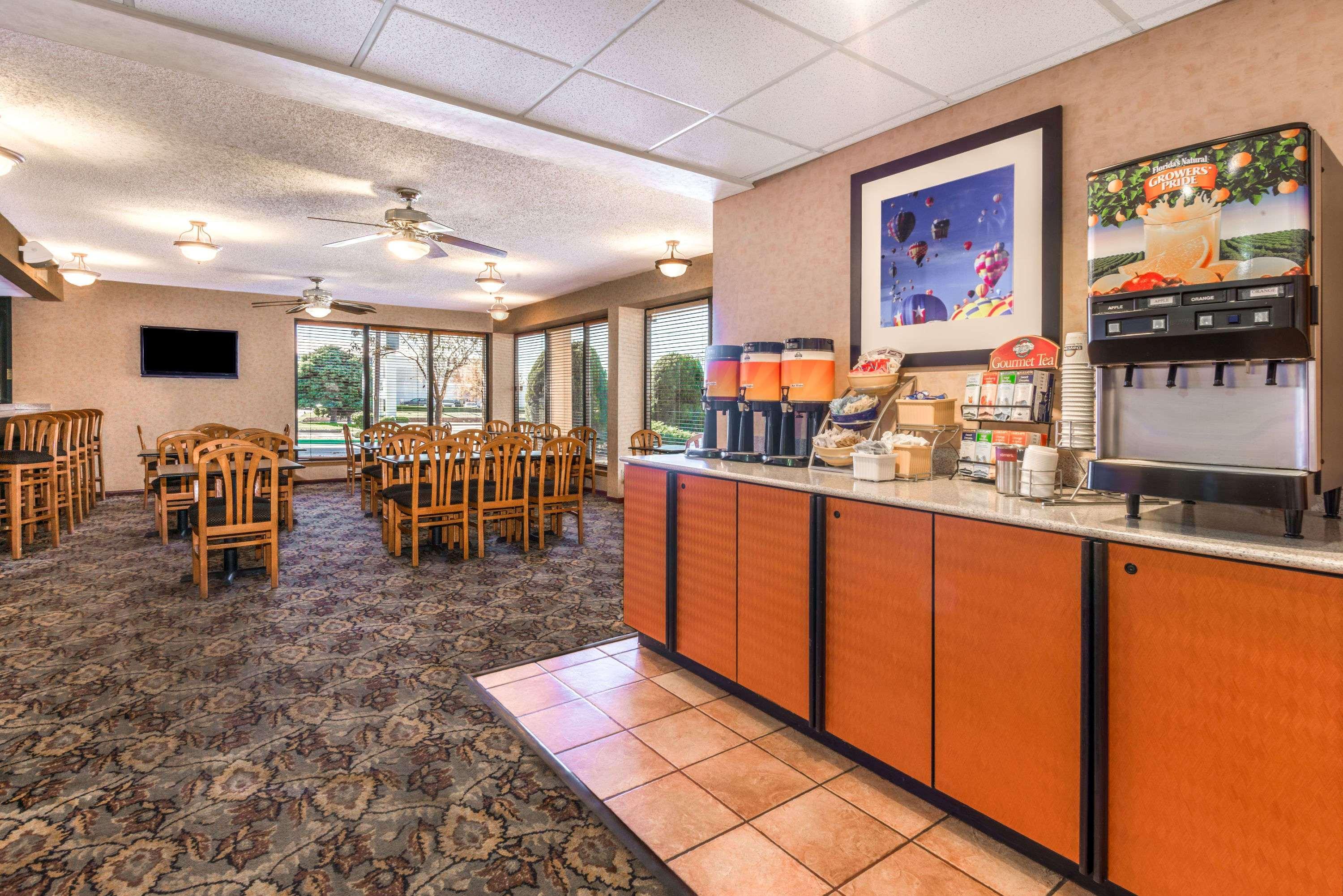 Days Inn & Suites By Wyndham Albuquerque North Esterno foto