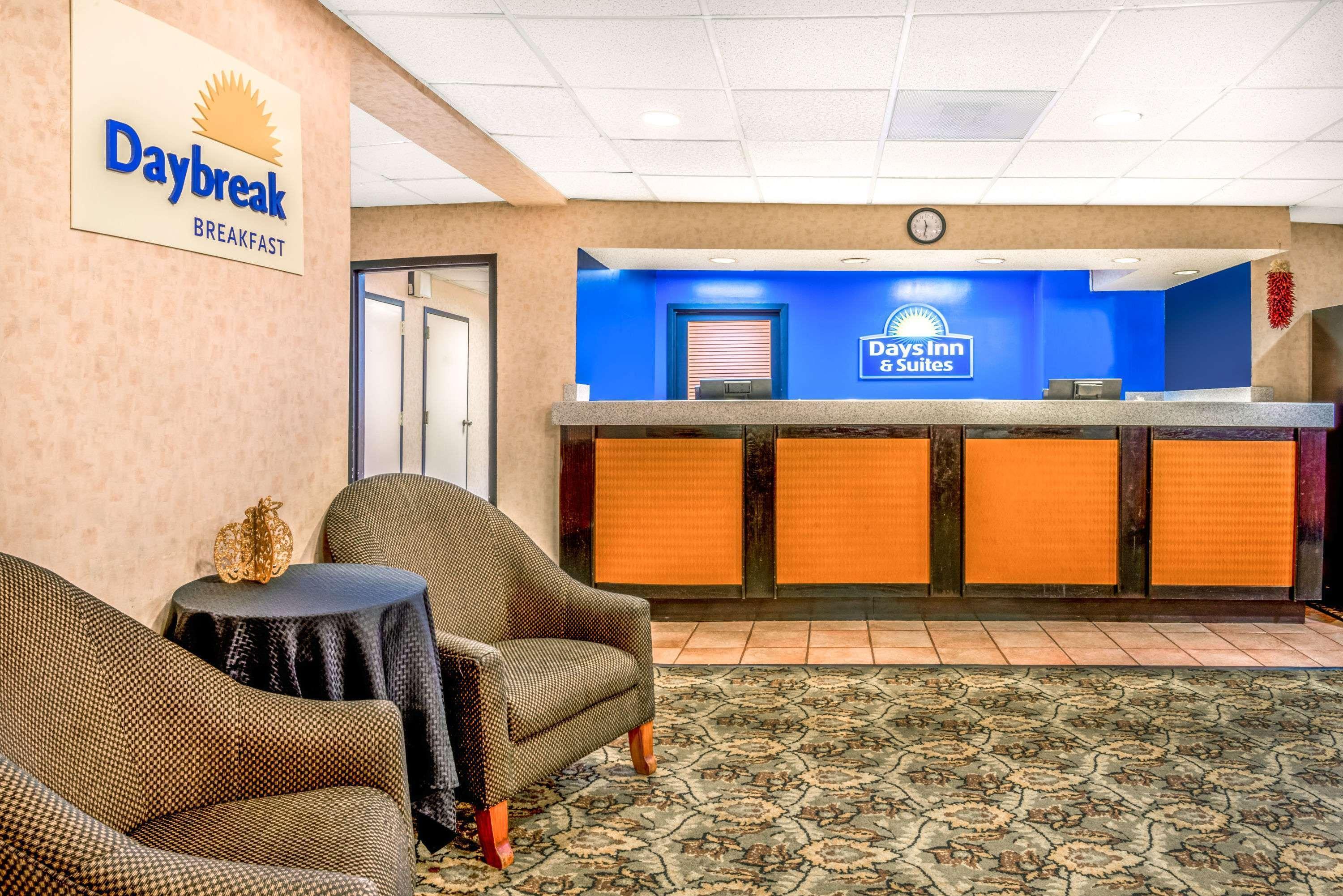 Days Inn & Suites By Wyndham Albuquerque North Esterno foto